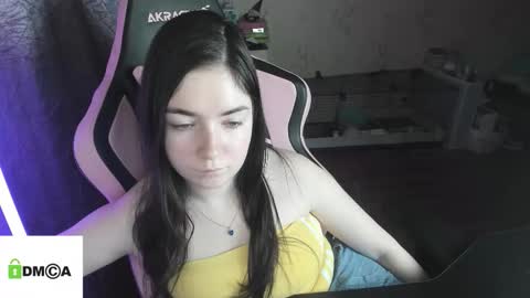 melisanilson online show from March 8, 2:04 am