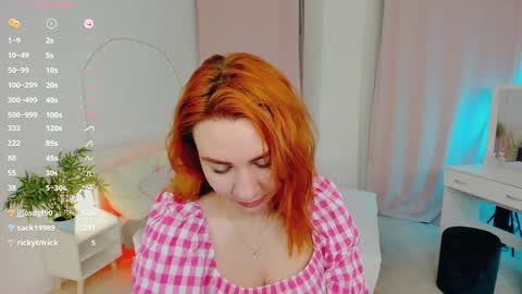 Melissa online show from December 8, 7:32 pm