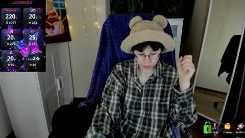 Snapshot of melissa_wells chatting on October 16, 10:08 pm Melissa online show from October 16, 10:08 pm