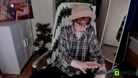 Melissa online show from November 30, 3:30 pm