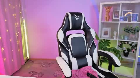 Melissa online show from May 21, 3:46 am
