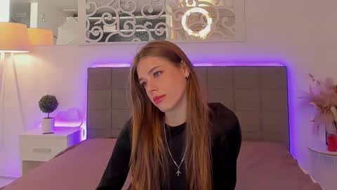 MelissaCrayzy online show from April 1, 5:30 am