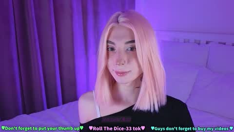 Melissa or abbreviated Mel or Lis online show from November 26, 6:43 am