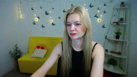 Melissa online show from March 18, 12:33 pm