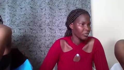 mellanin_goldy online show from September 28, 2:59 pm