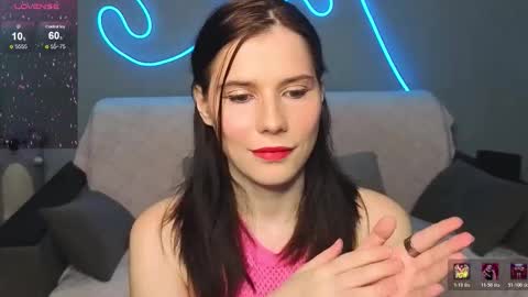 mellhyees online show from February 20, 5:26 pm