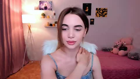 Snapshot of mellifluoustess chatting on February 28, 10:50 pm Tessa online show from February 28, 10:50 pm