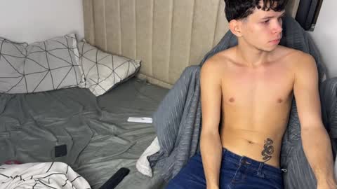 Melo online show from December 25, 12:16 am