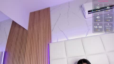 MELODDY PARKERR online show from February 20, 6:26 am