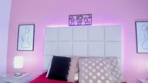 MELODDY PARKERR online show from April 21, 12:12 pm