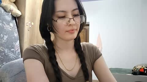 Nika online show from May 8, 3:39 pm