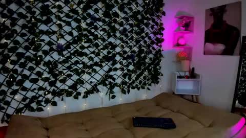 melody_cute10 online show from June 4, 2:34 pm