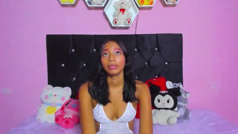 Snapshot of melody_dayana chatting on September 20, 5:32 am melody_dayana online show from September 20, 5:32 am