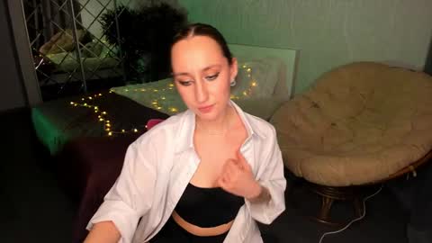 Kaylie online show from December 25, 1:09 pm