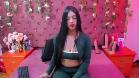 Melodysmithass online show from November 2, 2:55 am