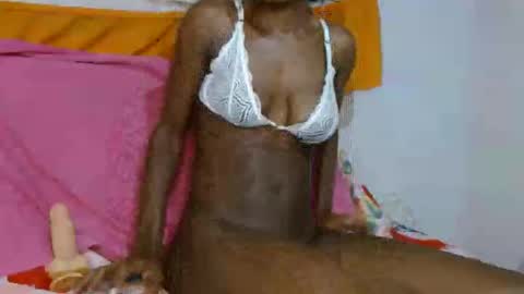 mely tomson online show from September 19, 9:02 am