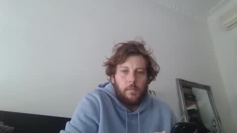 memo20cm online show from December 10, 11:32 am