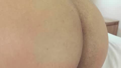  Memphis Williams  online show from March 11, 5:57 am