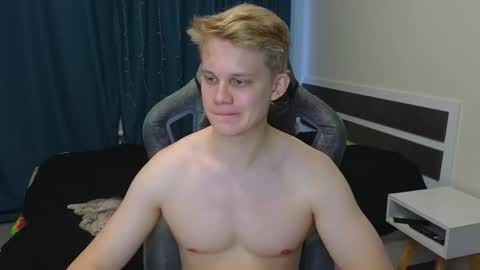 Mickey online show from December 22, 11:28 am