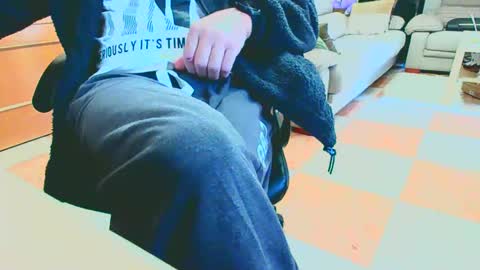 merce1972 online show from January 18, 8:10 am