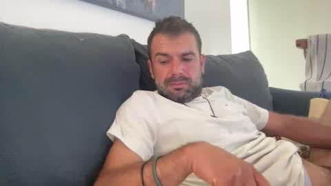 Mercedes190d online show from April 2, 7:21 pm