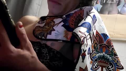 gurlnips online show from January 26, 12:43 pm