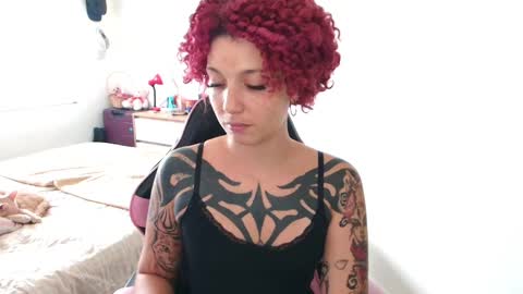 Miss Freckles online show from April 24, 4:42 pm