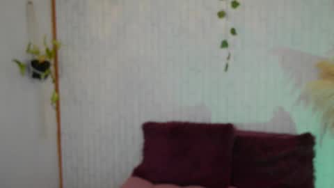 Merida Bell online show from September 10, 11:39 pm