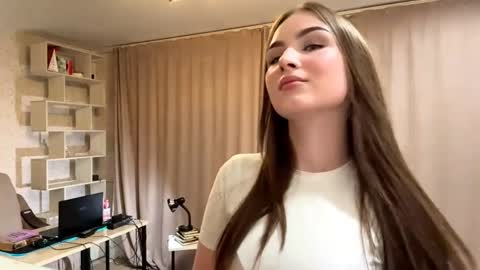 Rina online show from October 6, 6:04 pm