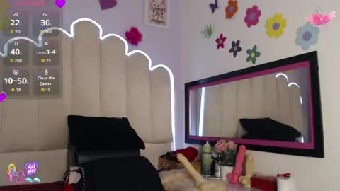 meriiiidaa online show from April 14, 7:39 pm