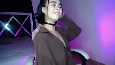 Merlin  18 online show from October 14, 1:30 am