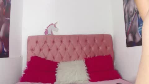MeryJonez online show from October 18, 1:26 pm