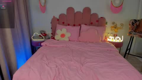 Anna online show from March 1, 12:56 pm