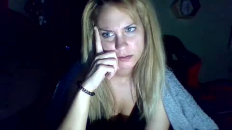 mezzy69 online show from September 28, 8:45 am