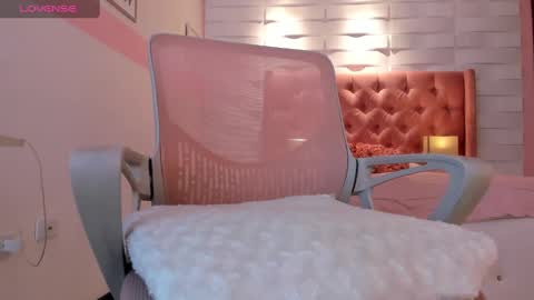 melissa online show from March 8, 9:06 am