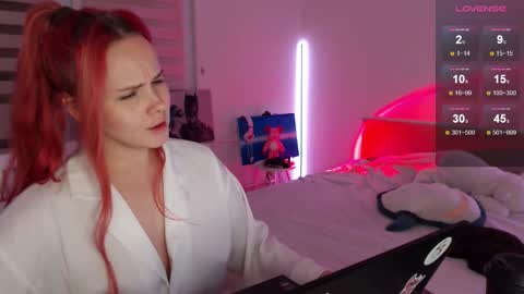 Alice online show from March 5, 2:25 am