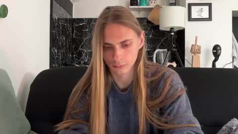 Misha online show from April 21, 3:41 pm