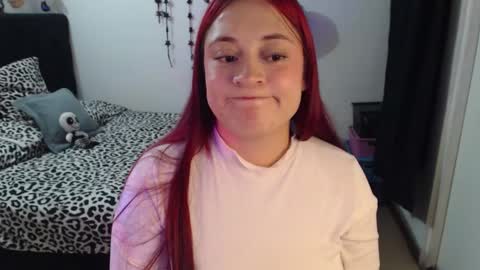 mia online show from January 10, 4:07 am