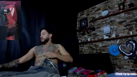 Mia and vincentt model indepent online show from March 19, 3:34 am