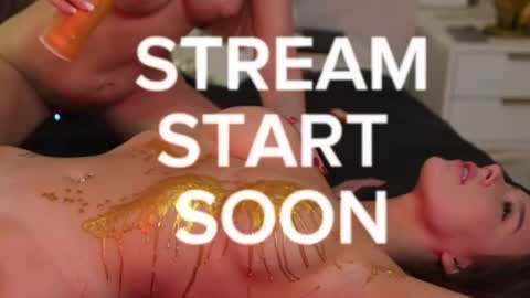 Mia and friends online show from May 21, 1:50 pm