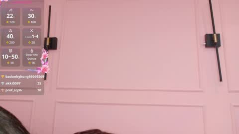 Mia 3 online show from April 22, 2:52 am