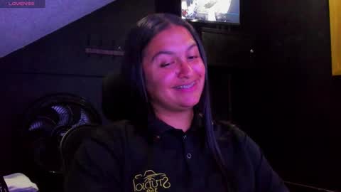 Snapshot of mia_daniela_ chatting on October 22, 2:59 am Mia daniela online show from October 22, 2:59 am
