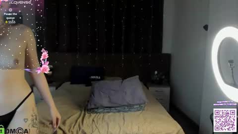 mia_e1fie online show from June 26, 5:13 am