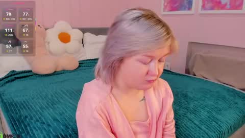 Mia online show from June 1, 2:57 am
