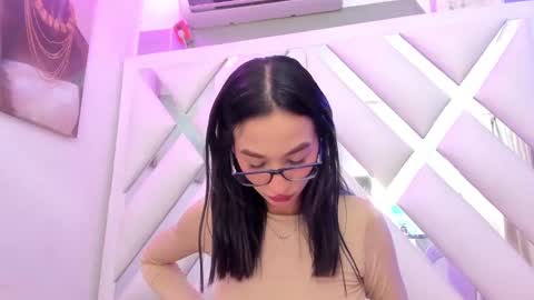 MIA online show from September 25, 8:05 pm