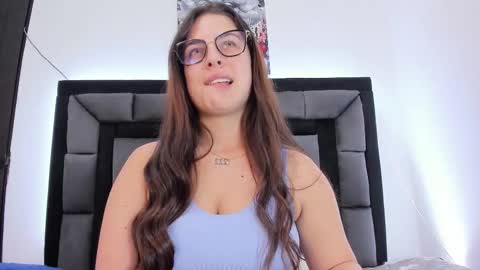 mia fox online show from February 6, 2:20 pm