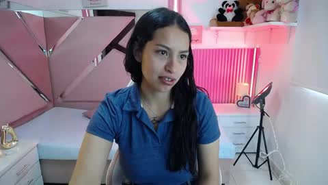 mia_garcia28 online show from May 11, 1:07 pm