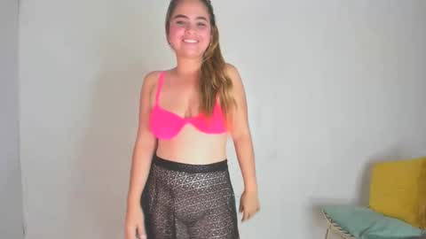 Mia online show from January 22, 2:48 am