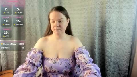 mia_lores online show from March 1, 9:35 am