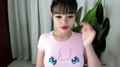 M I A online show from March 18, 9:48 am